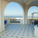 Eva With Panoramic View Pýrgos