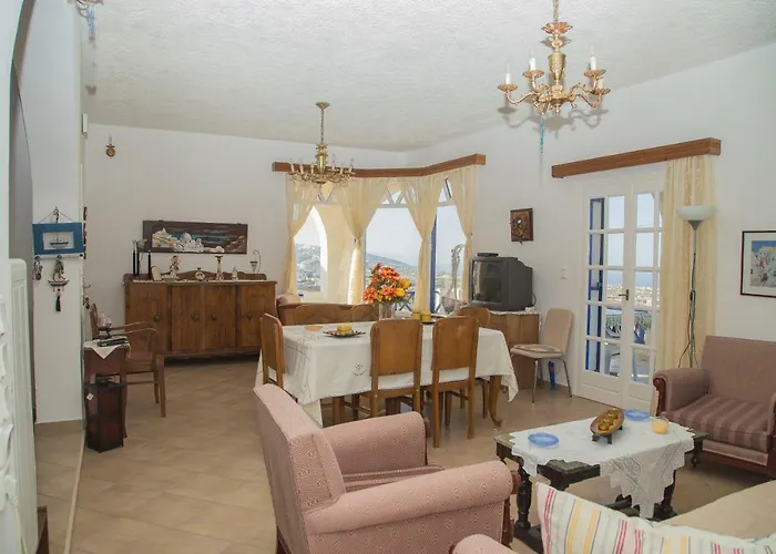 Eva With Panoramic View Pyrgos Kallistis