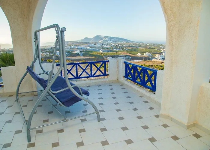 Eva With Panoramic View Pýrgos